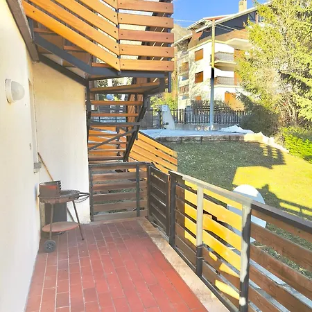 - La Casa Del Pittore - *